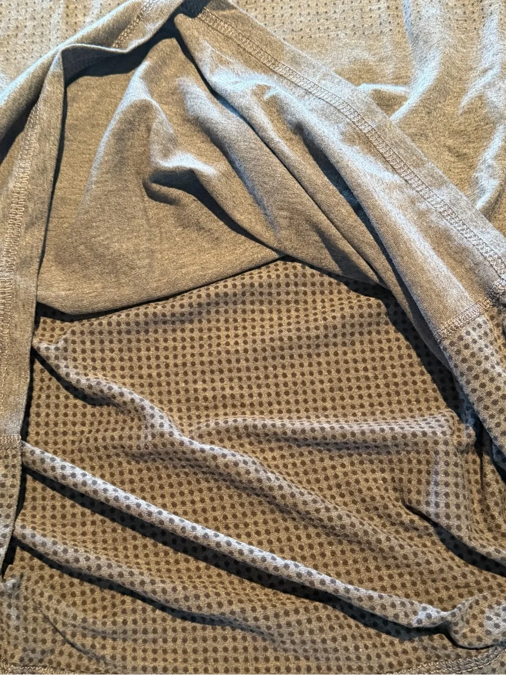 KOBE BRYANT 2015-2016 GAME WORN LONG SLEEVE PREGAME SHIRT FROM ASSISTANT COACH